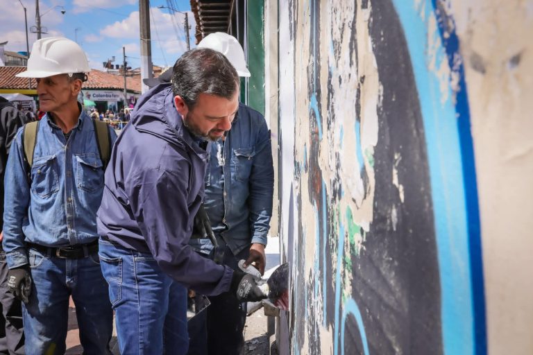 galan pintando en fontibón